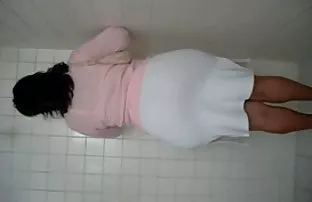 交换伴侣在凯特琳的屁股。3. 松弛的乳房的女孩