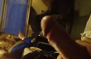 浴室的房子的男性从属的公鸡吸闪她卖老式计算机